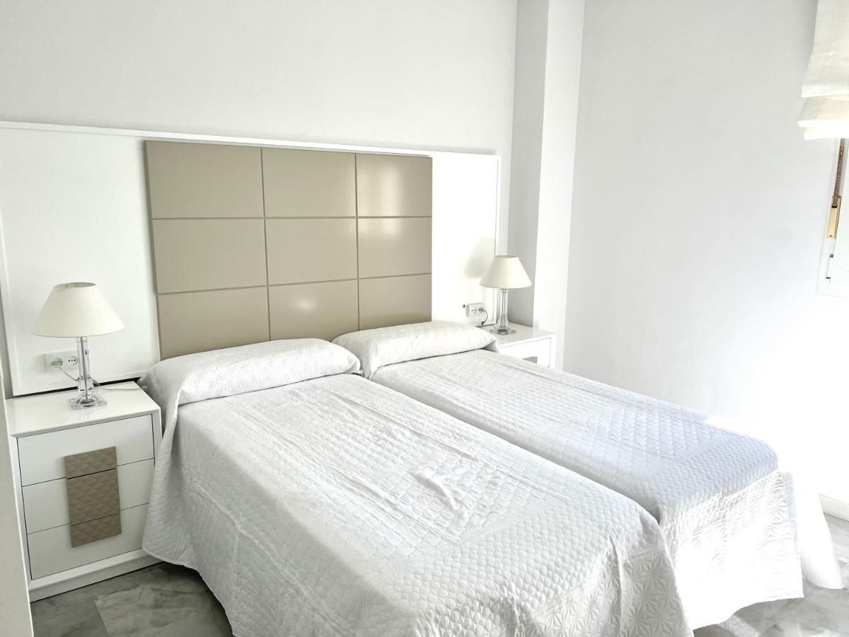 Mi Capricho 170 Beachfront Apartment Sitio de Calahonda 外观 照片