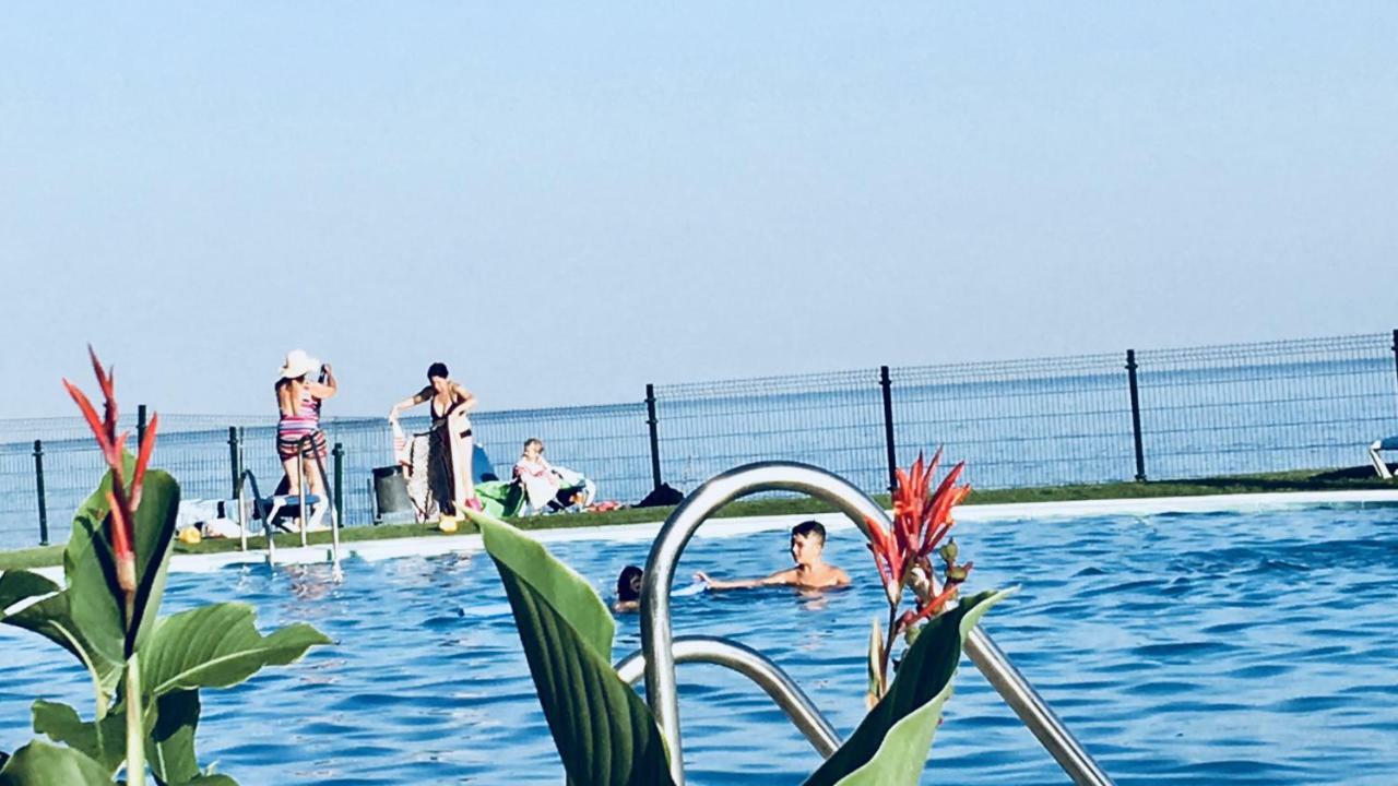 Mi Capricho 170 Beachfront Apartment Sitio de Calahonda 外观 照片
