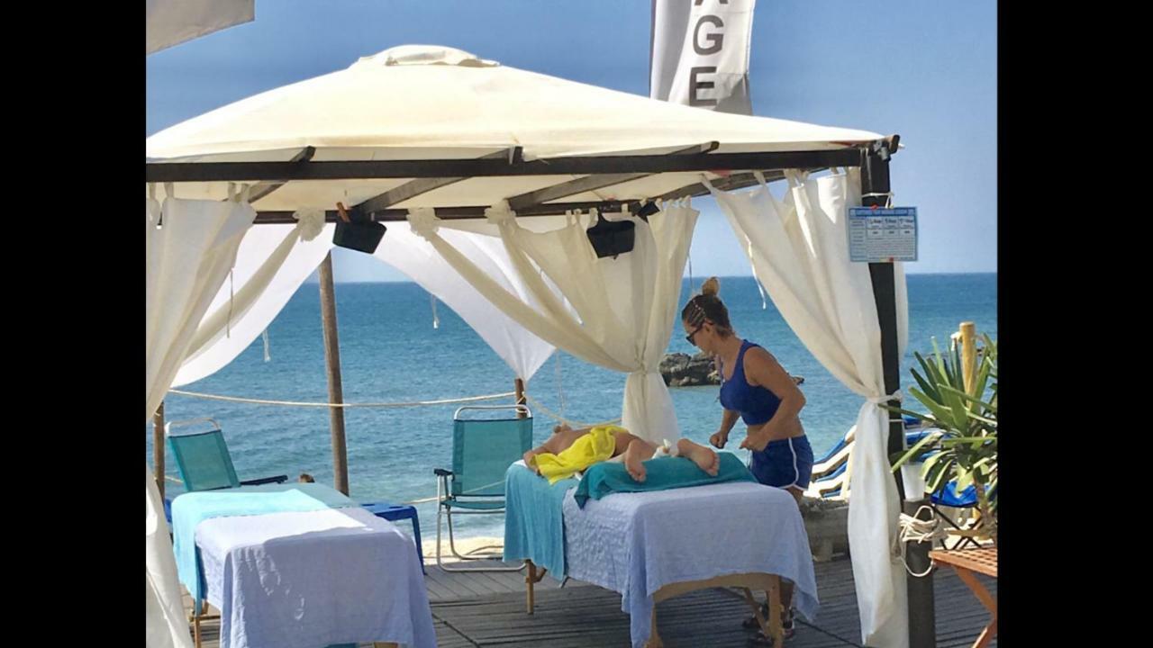 Mi Capricho 170 Beachfront Apartment Sitio de Calahonda 外观 照片
